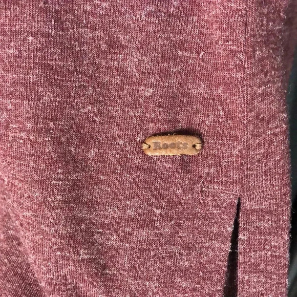 Maroon Roots Canada Long Sleeve XS‎ - Picture 4 of 5